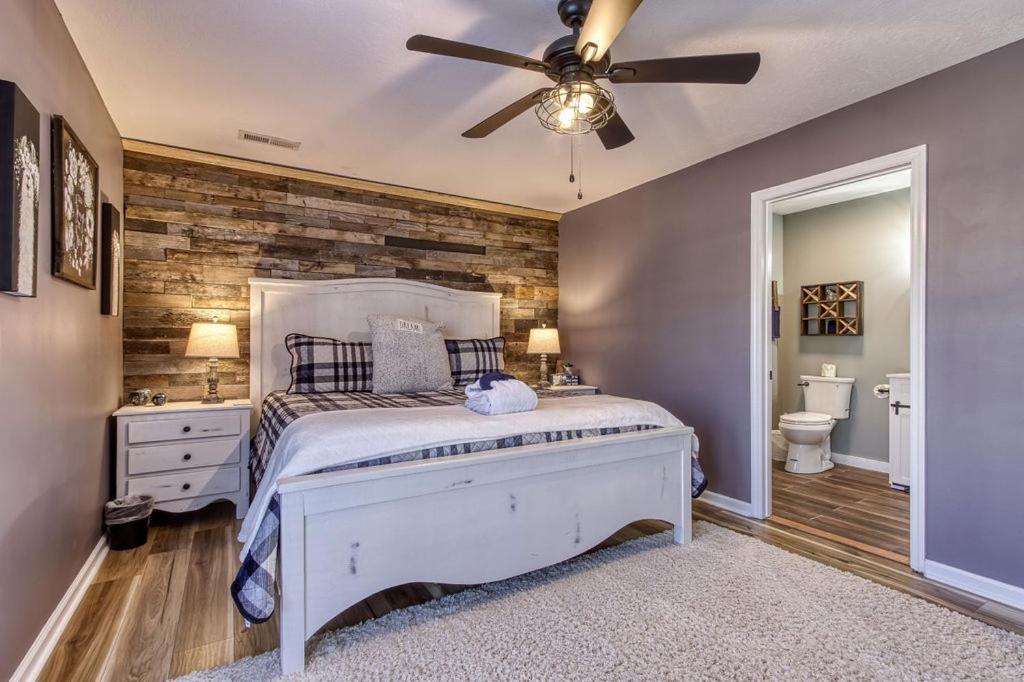 The Mason Jar, Hot Tub, Wifi, 1089 Free Tickets Each Paid Day, Dollywood And More! Pigeon Forge Esterno foto