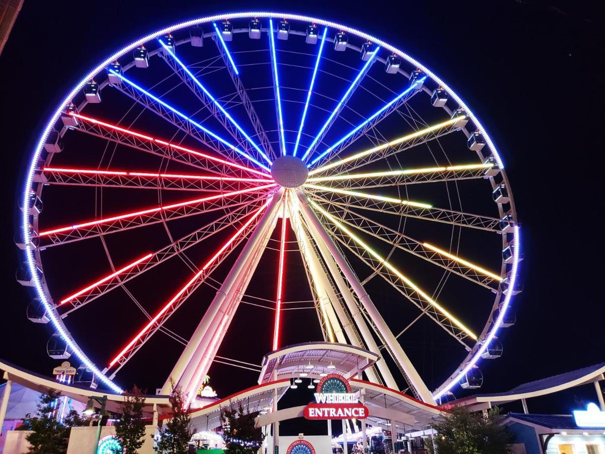 The Mason Jar, Hot Tub, Wifi, 1089 Free Tickets Each Paid Day, Dollywood And More! Pigeon Forge Esterno foto