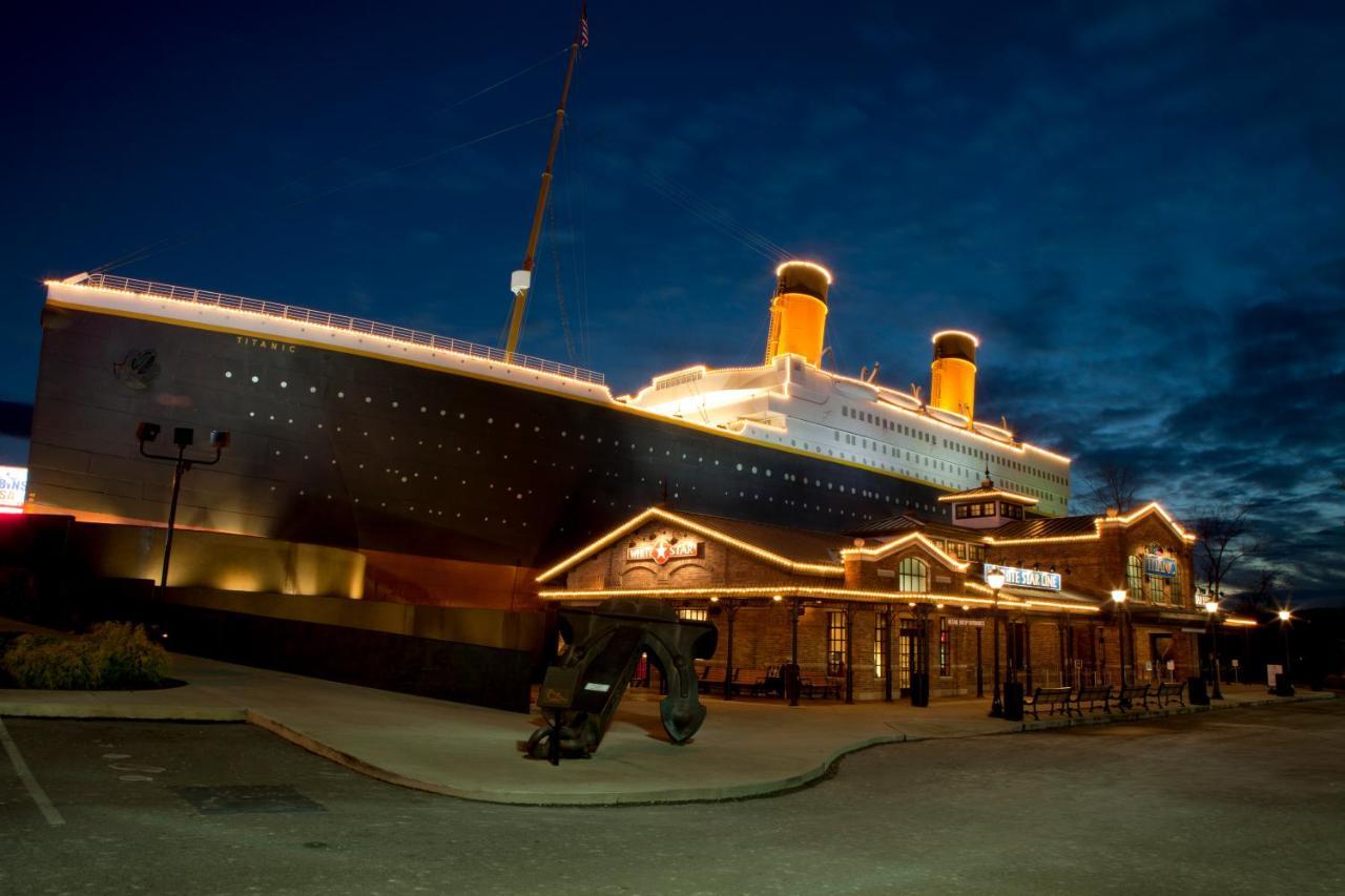 The Mason Jar, Hot Tub, Wifi, 1089 Free Tickets Each Paid Day, Dollywood And More! Pigeon Forge Esterno foto