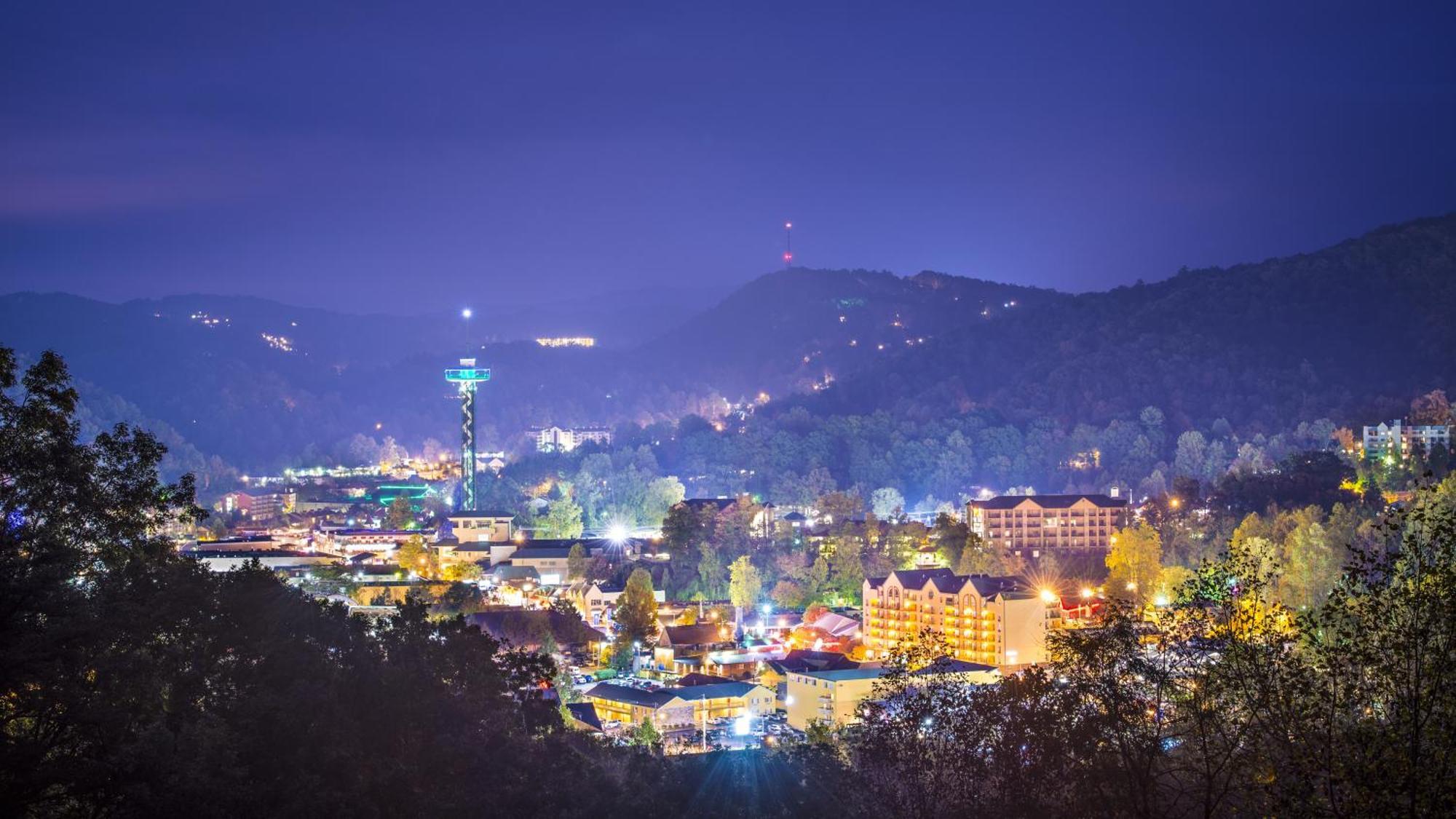 The Mason Jar, Hot Tub, Wifi, 1089 Free Tickets Each Paid Day, Dollywood And More! Pigeon Forge Esterno foto